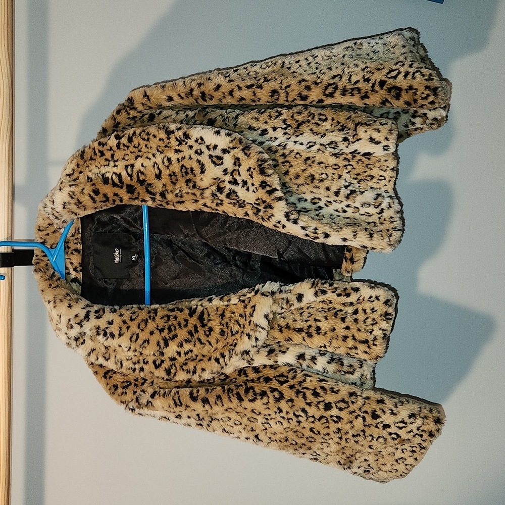 Crop Short Coat